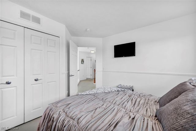 33275 Ambleside Drive, Avon Lake, OH 44012