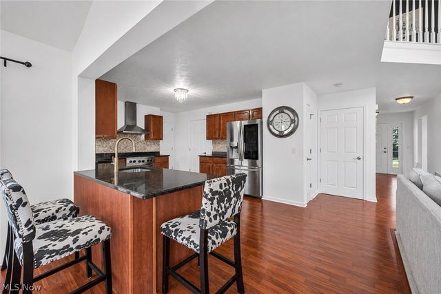 33275 Ambleside Drive, Avon Lake, OH 44012