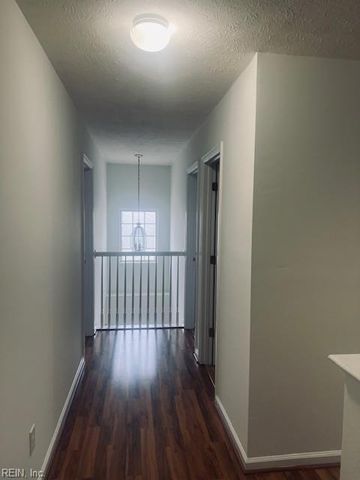 304 Bradmere LOOP, Newport News, VA 23608