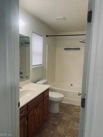 304 Bradmere LOOP, Newport News, VA 23608