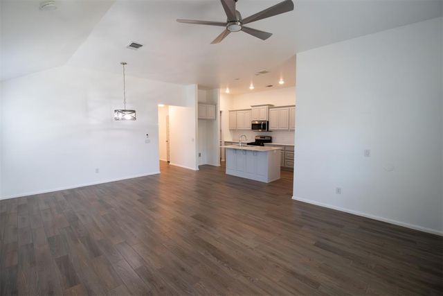 12925 NW 3rd Terrace, Yukon, OK 73099