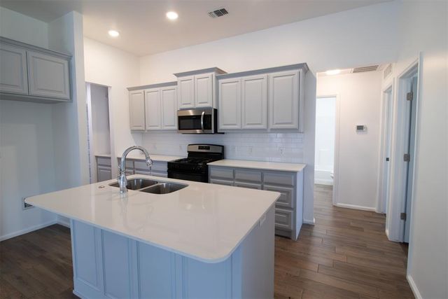 12925 NW 3rd Terrace, Yukon, OK 73099
