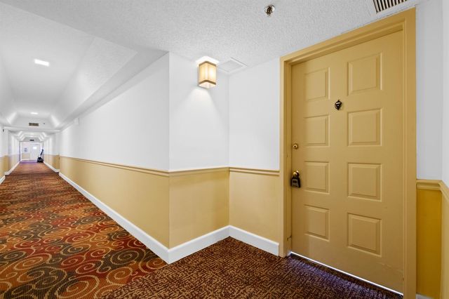 105 Lake Emerald Drive 706, Oakland Park, FL 33309