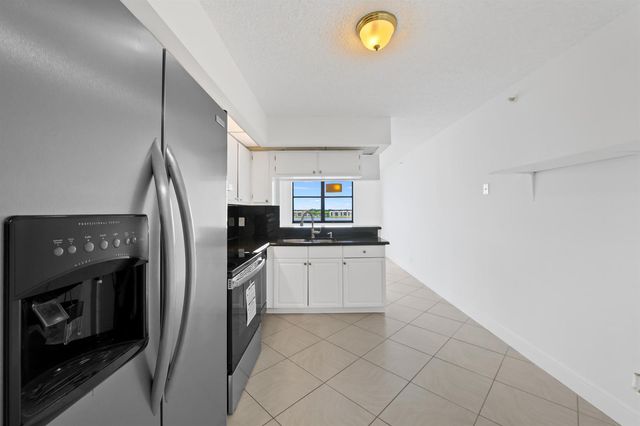 105 Lake Emerald Drive 706, Oakland Park, FL 33309
