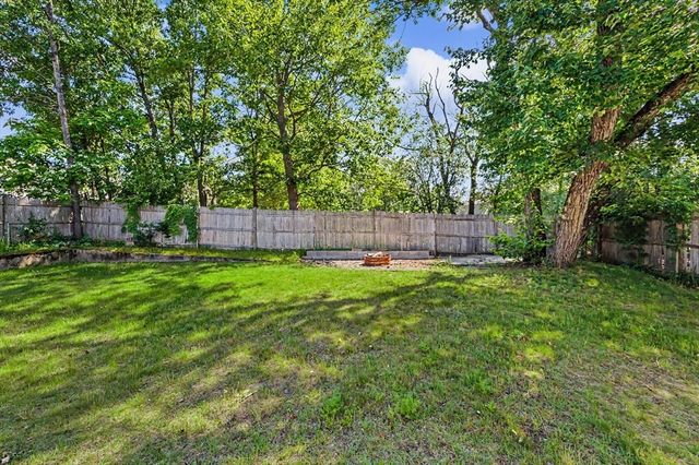 28 Carrington Ave, Dracut, MA 01826