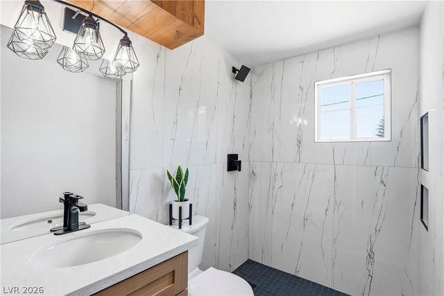 1809 Oakwood Avenue, North Las Vegas, NV 89030