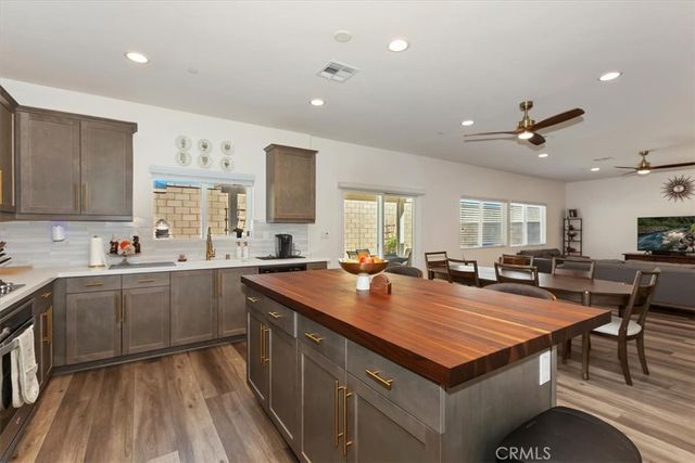 15816 Parry Peak, Fontana, CA 92336