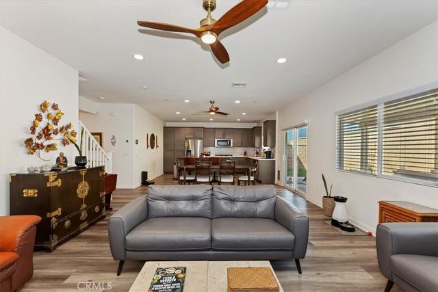 15816 Parry Peak, Fontana, CA 92336