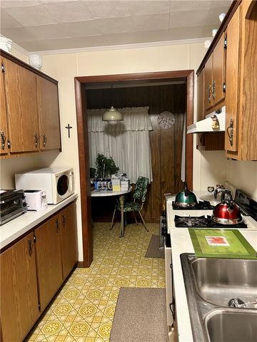 514 S Washington St, City Of But Sw, PA 16001