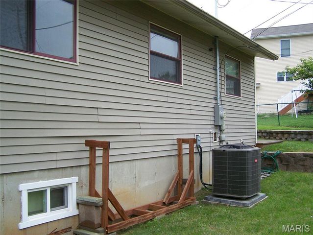 11200 Fawnway Drive, St Louis, MO 63126