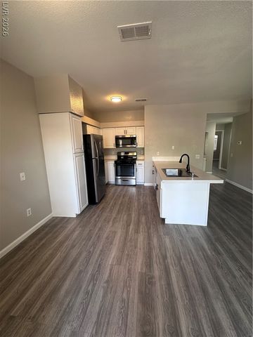 5415 West Harmon Avenue 1076, Las Vegas, NV 89103