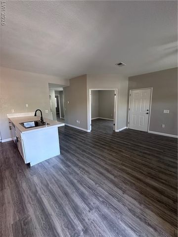 5415 West Harmon Avenue 1076, Las Vegas, NV 89103