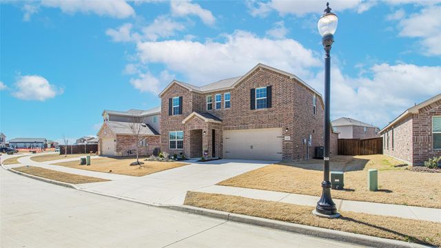 6425 Auburn Dale Road, Pilot Point, TX 76258