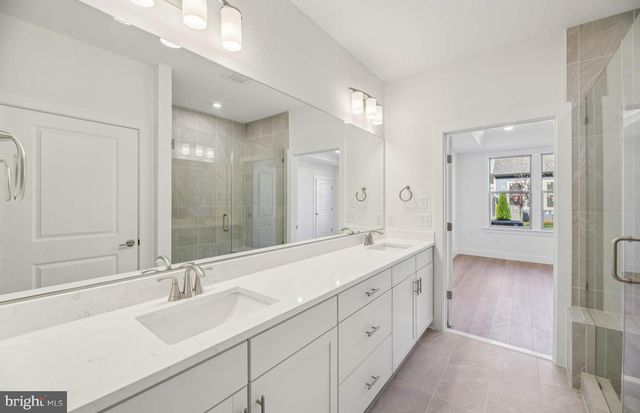 6172 AMBER LN, Haymarket, VA 20169