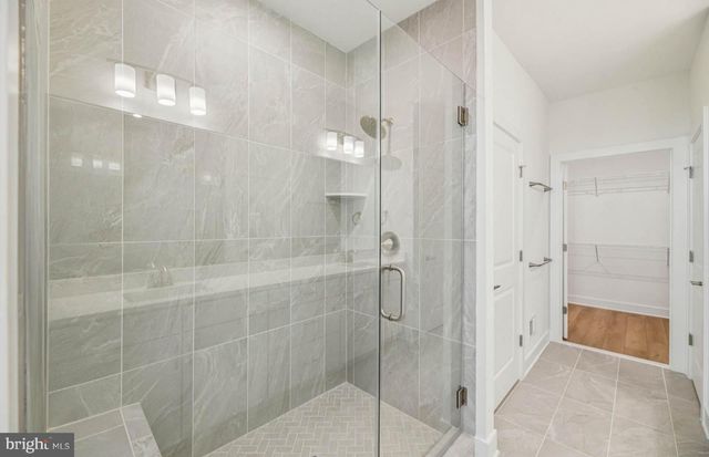 6172 AMBER LN, Haymarket, VA 20169