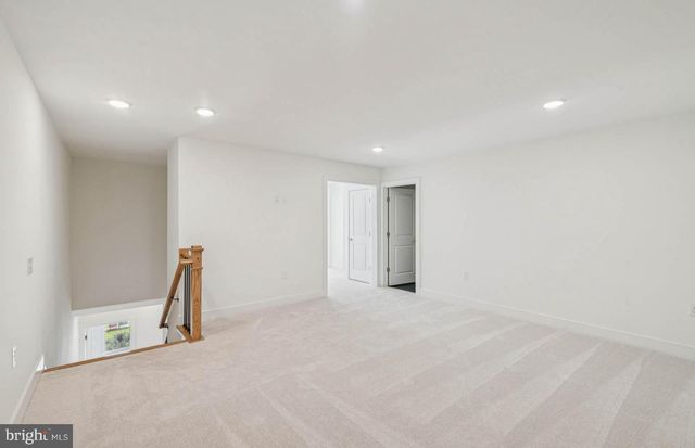 6172 AMBER LN, Haymarket, VA 20169