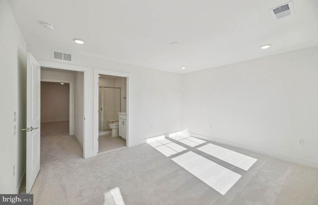 6172 AMBER LN, Haymarket, VA 20169