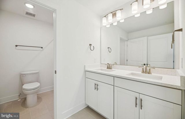 6172 AMBER LN, Haymarket, VA 20169