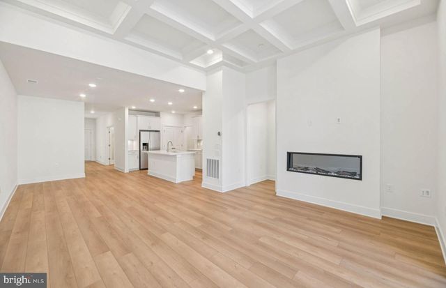 6172 AMBER LN, Haymarket, VA 20169