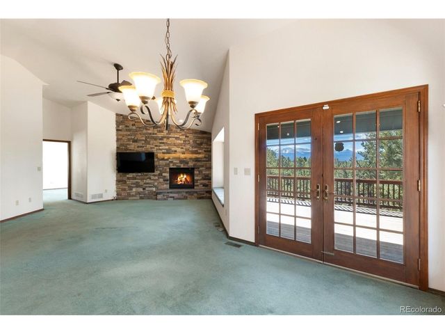 48 Walden Lake Cir, Divide, CO 80814