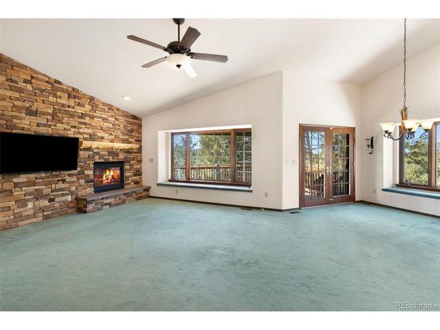 48 Walden Lake Cir, Divide, CO 80814