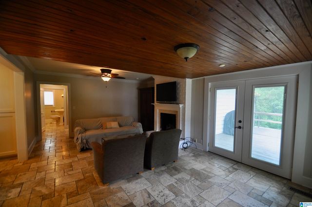 806 SW 4TH AVENUE, Cullman, AL 35055