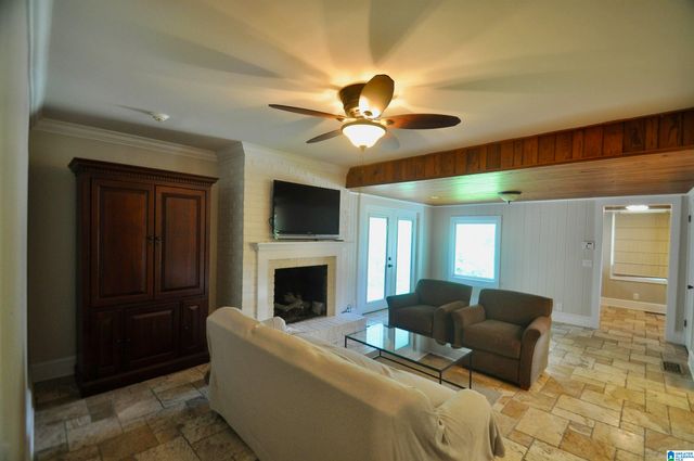 806 SW 4TH AVENUE, Cullman, AL 35055