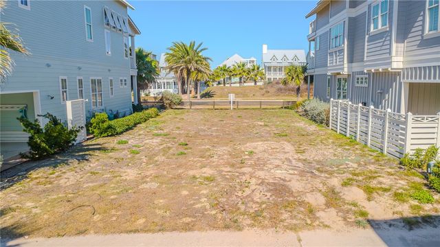 238 Grand Blvd, Port Aransas, TX 78373