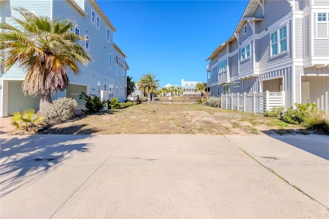 238 Grand Blvd, Port Aransas, TX 78373