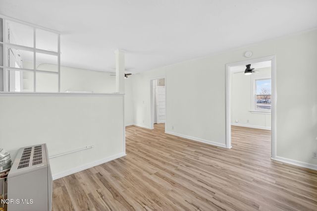 1464 Sunshine Street, Oregon, OH 43616