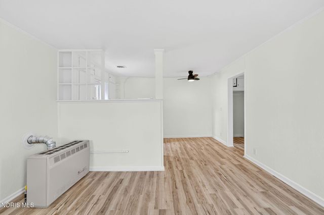 1464 Sunshine Street, Oregon, OH 43616