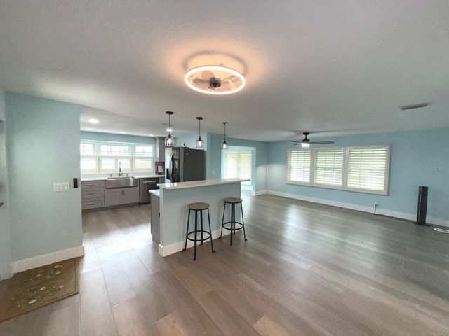 725 SUGAR PALM STREET, Largo, FL 33778