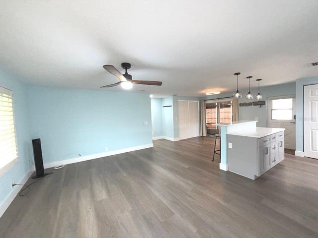 725 SUGAR PALM STREET, Largo, FL 33778