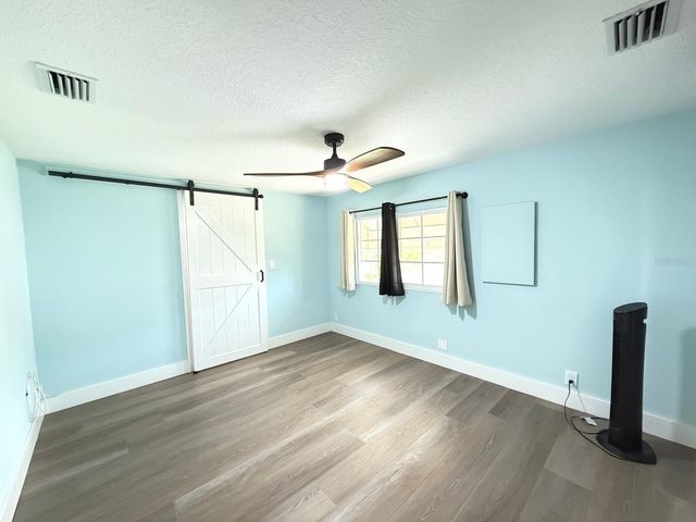 725 SUGAR PALM STREET, Largo, FL 33778