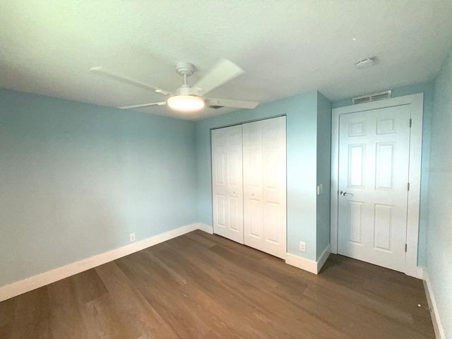 725 SUGAR PALM STREET, Largo, FL 33778