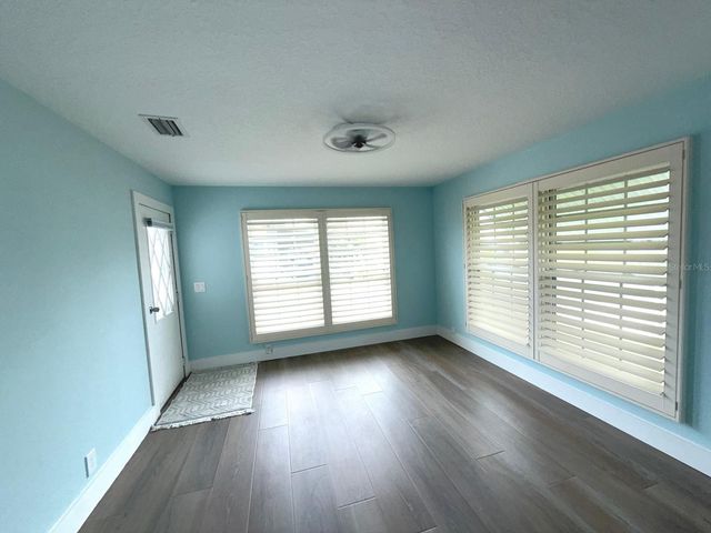 725 SUGAR PALM STREET, Largo, FL 33778