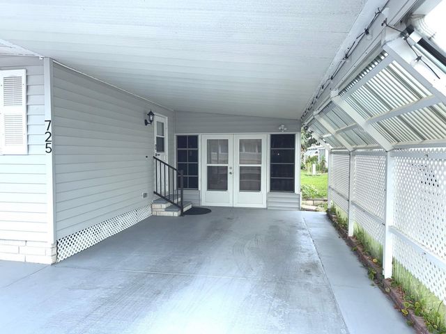 725 SUGAR PALM STREET, Largo, FL 33778