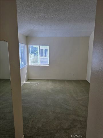 26956 Flo Lane 338, Canyon Country, CA 91351