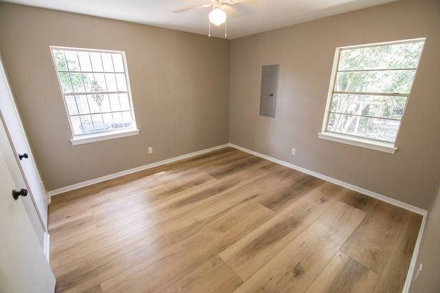 3539 S Ewing Avenue, Dallas, TX 75216