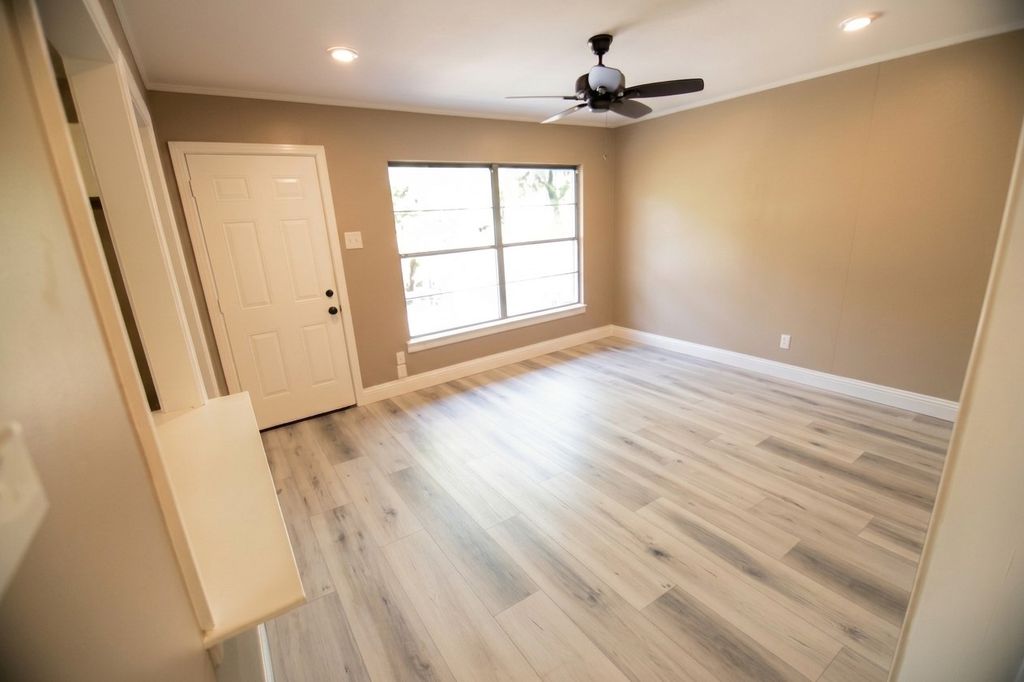 3539 S Ewing Avenue, Dallas, TX 75216