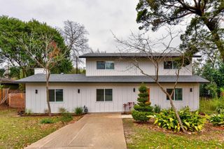 300 Lightsey RD 1, Austin, TX 78704