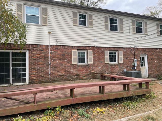 1916 W James Drive, Marion, IN 46952