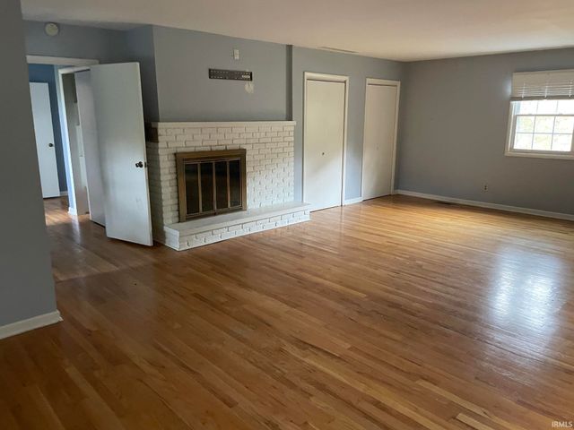 1916 W James Drive, Marion, IN 46952