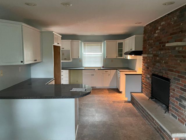 1916 W James Drive, Marion, IN 46952