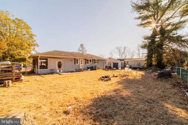 12 PLEASANTVIEW DR, Millville, NJ 08332