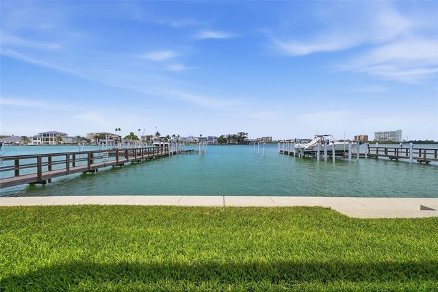 182 BRIGHTWATER DRIVE 4, Clearwater Beach, FL 33767