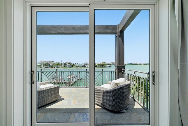 182 BRIGHTWATER DRIVE 4, Clearwater Beach, FL 33767