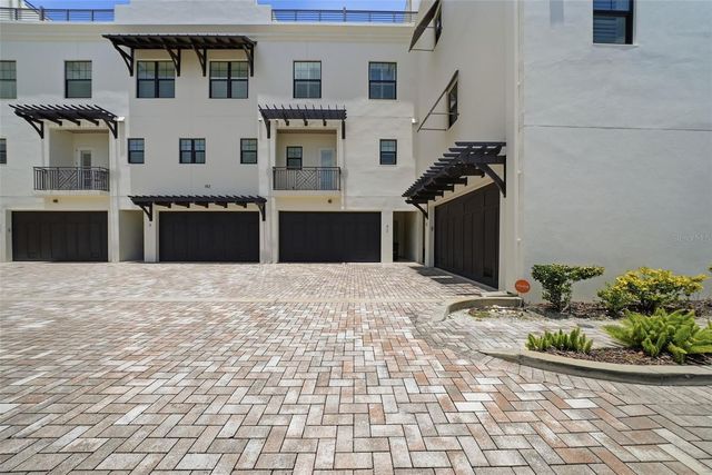 182 BRIGHTWATER DRIVE 4, Clearwater Beach, FL 33767