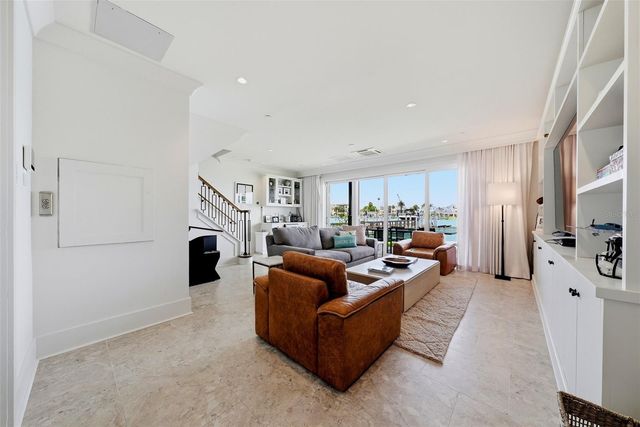 182 BRIGHTWATER DRIVE 4, Clearwater Beach, FL 33767