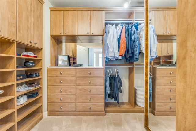 2828 Hood Street 907, Dallas, TX 75219